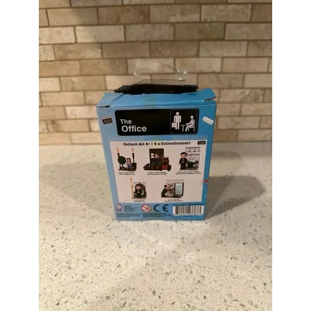 NBC The Office Michael Scott Paper Company 52 Pieces Buildable Set bk‎